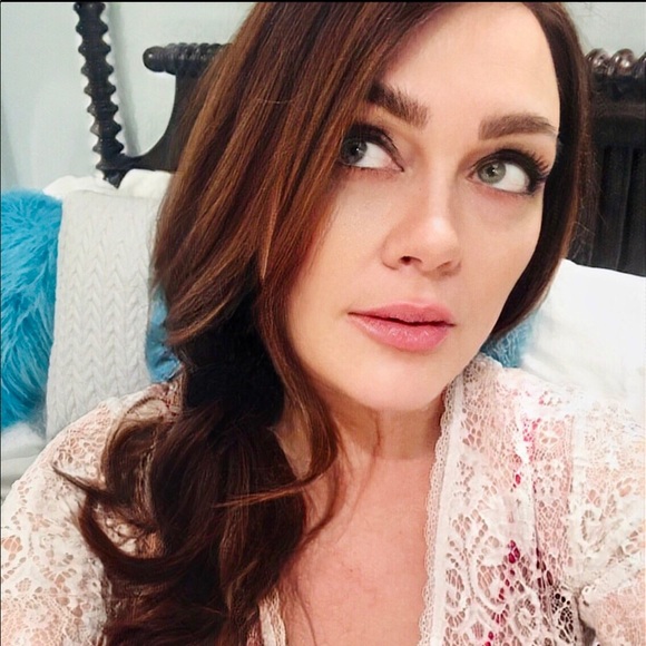 Meet your Posher, Ella - Picture 4 of 6